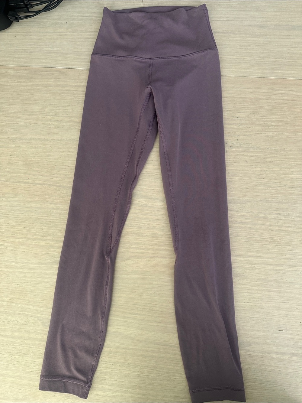 Lululemon “old” Align Pants Mauve  HR 7/8 sz 2